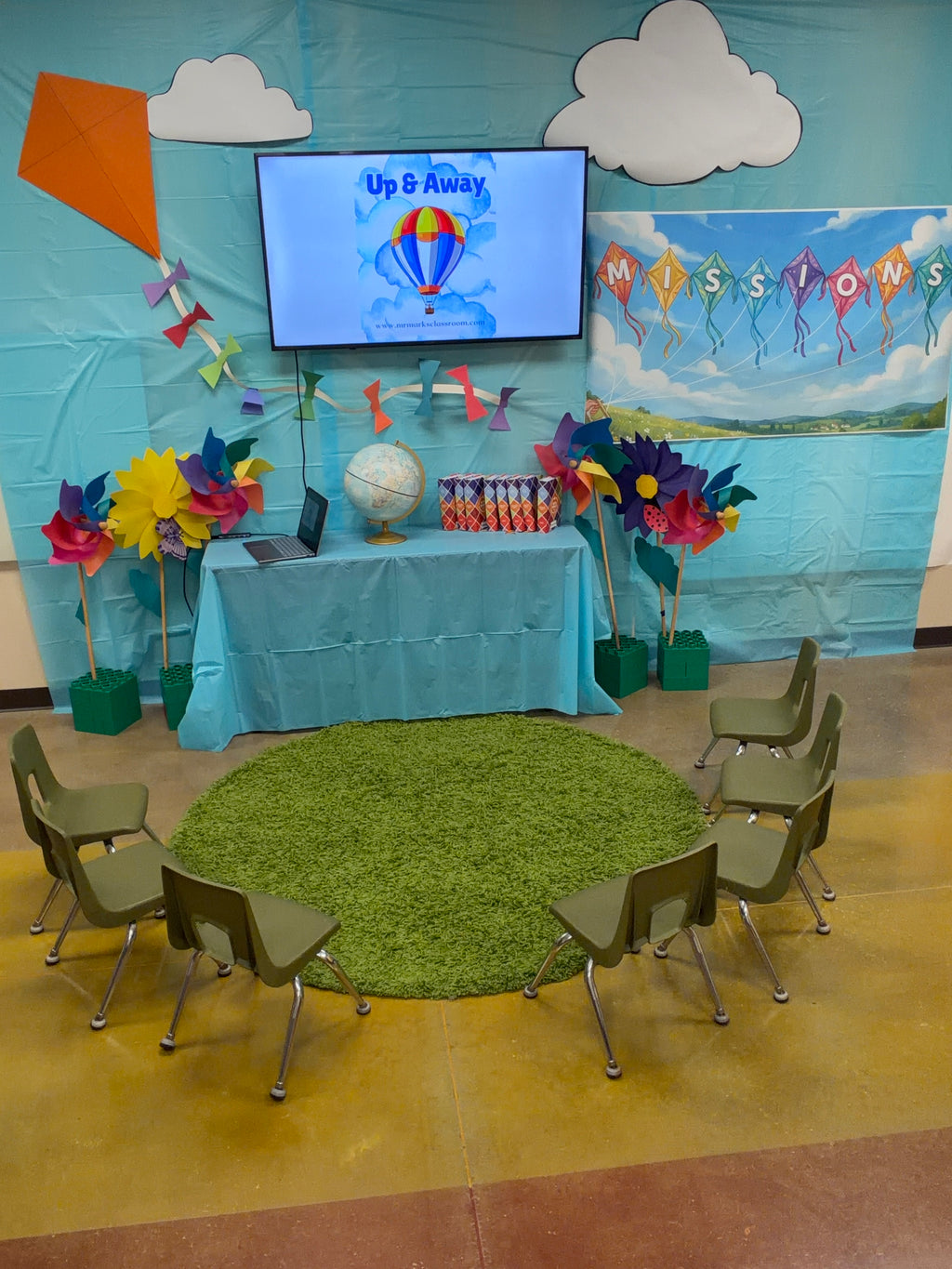 Up & Away Classroom Decorations