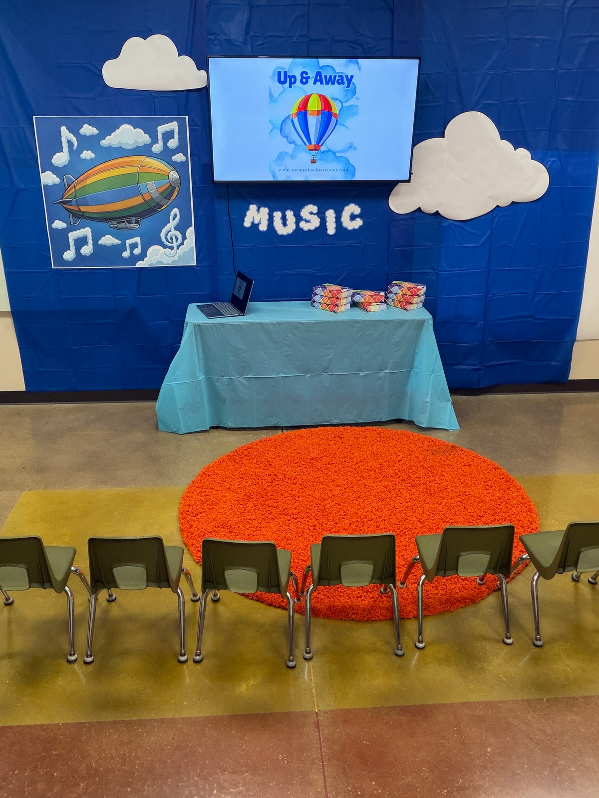 Up & Away Classroom Decorations